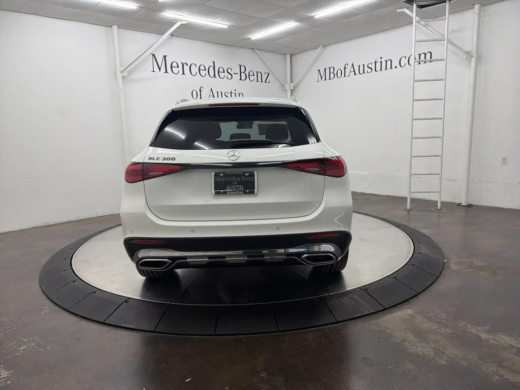 Used 2026 White Mercedes-Benz GLC 300 image 6