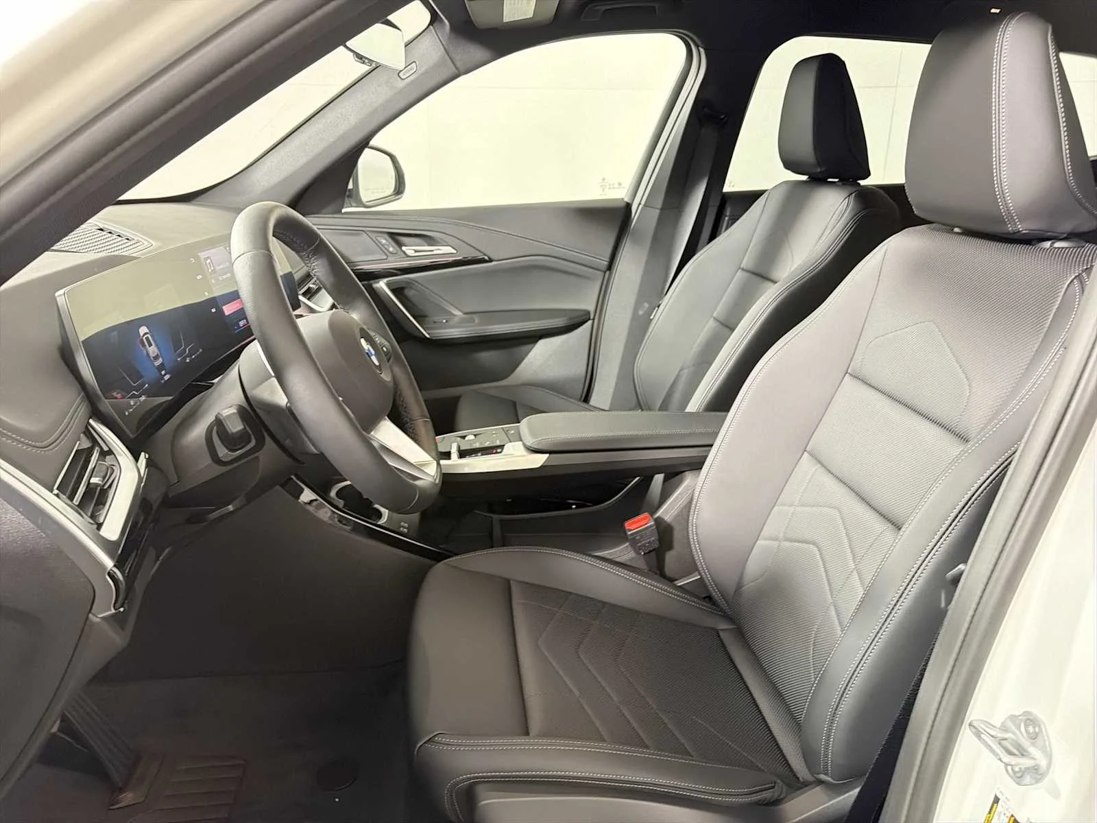 New 2026 Alpine White BMW xDrive28i image 11