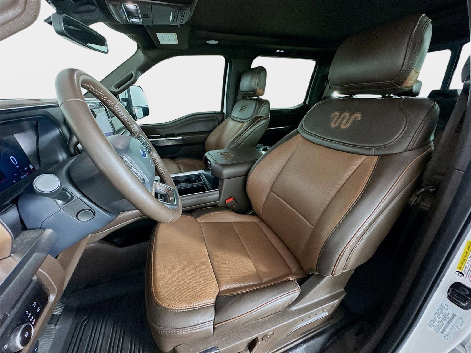 Used 2024 White Metallic Ford King Ranch image 11