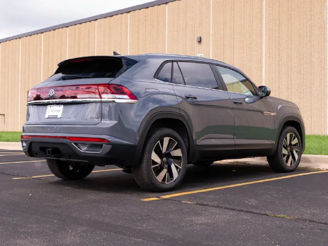 New 2026 Gray Volkswagen SE w/Technology image 9