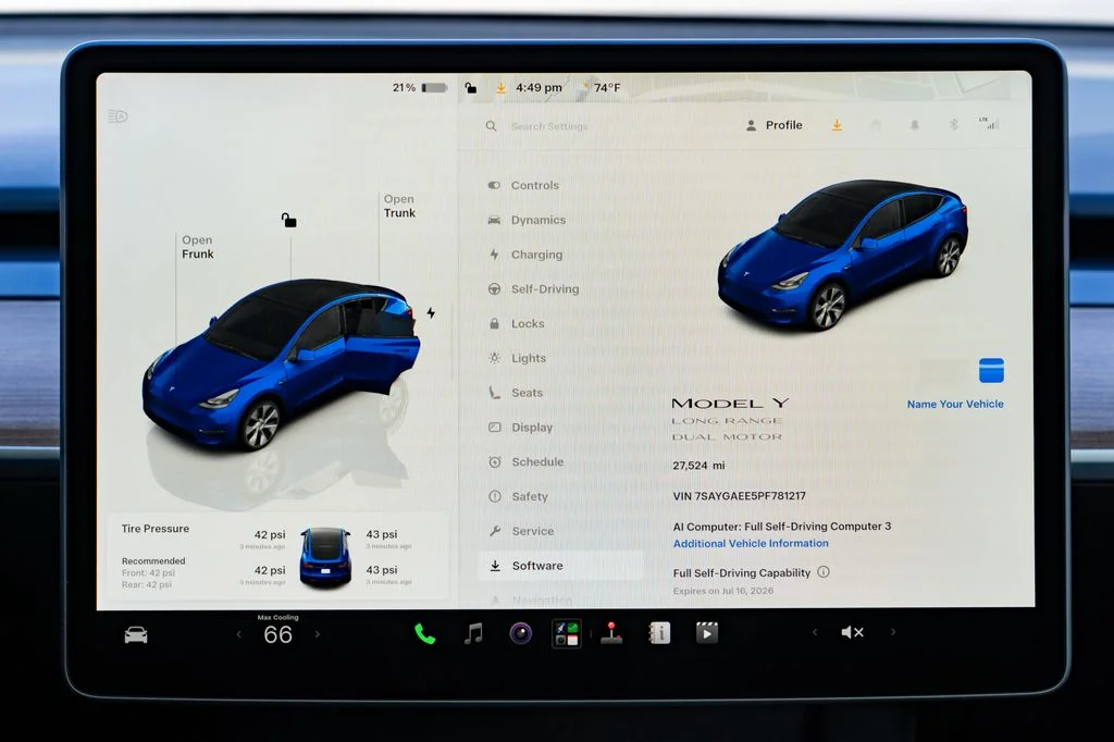 Used 2023 Blue Tesla Long Range image 15