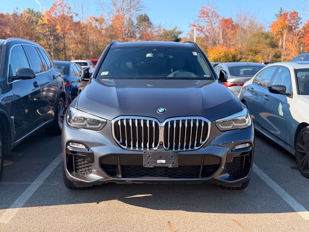 Used 2020 Gray BMW xDrive40i image 2