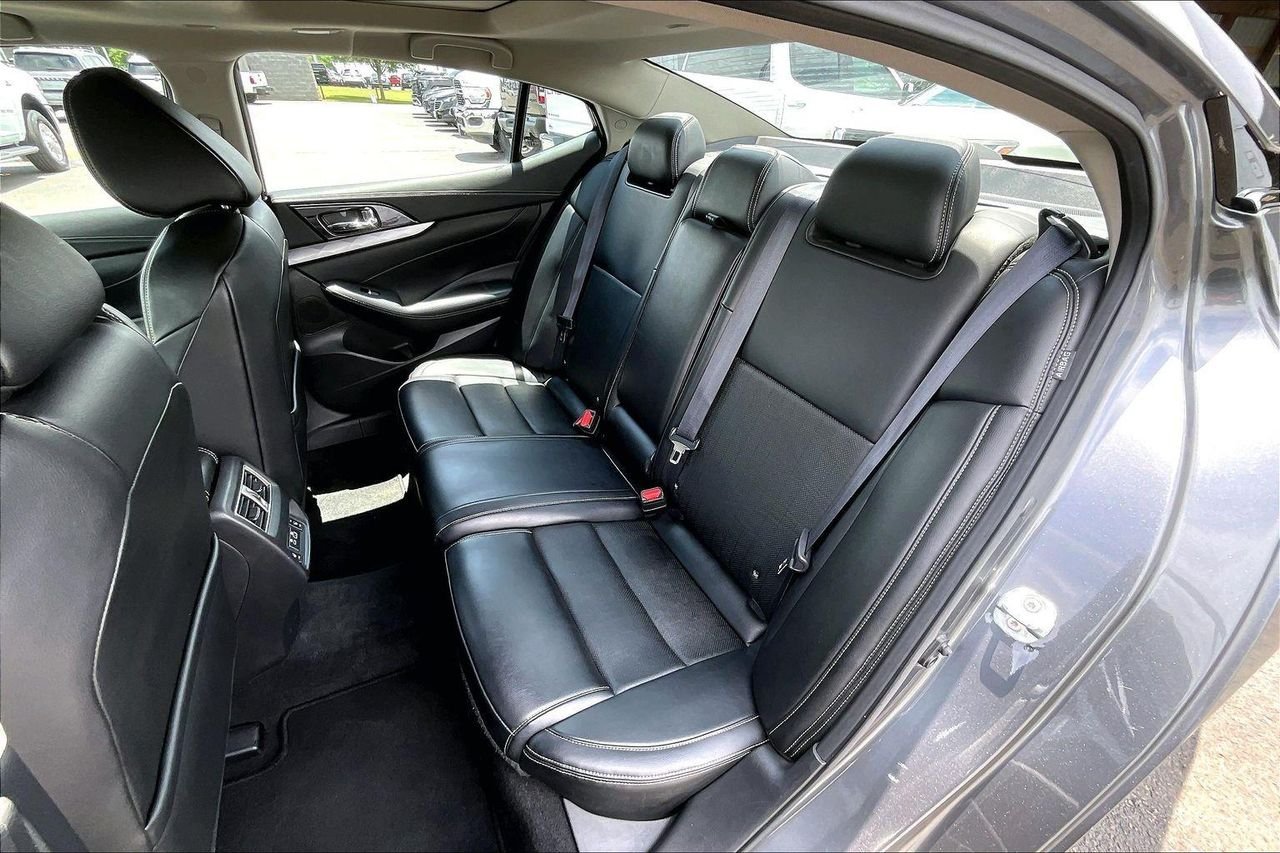 Used 2023 Gun Metallic Nissan SL image 24