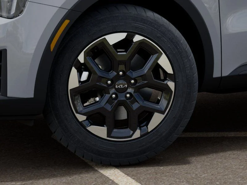 New 2026 Wolf Gray Kia S image 9