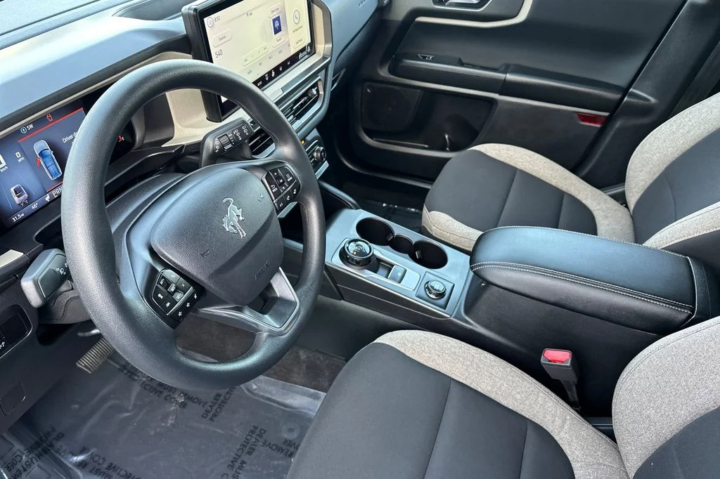 New 2026 Azure Gray Metallic Ford Big Bend® image 10