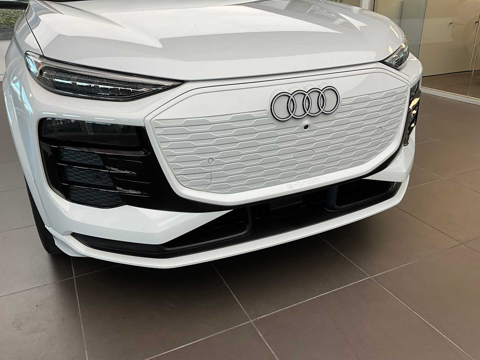 Used 2025 Glacier White Metallic Audi Premium Plus image 22