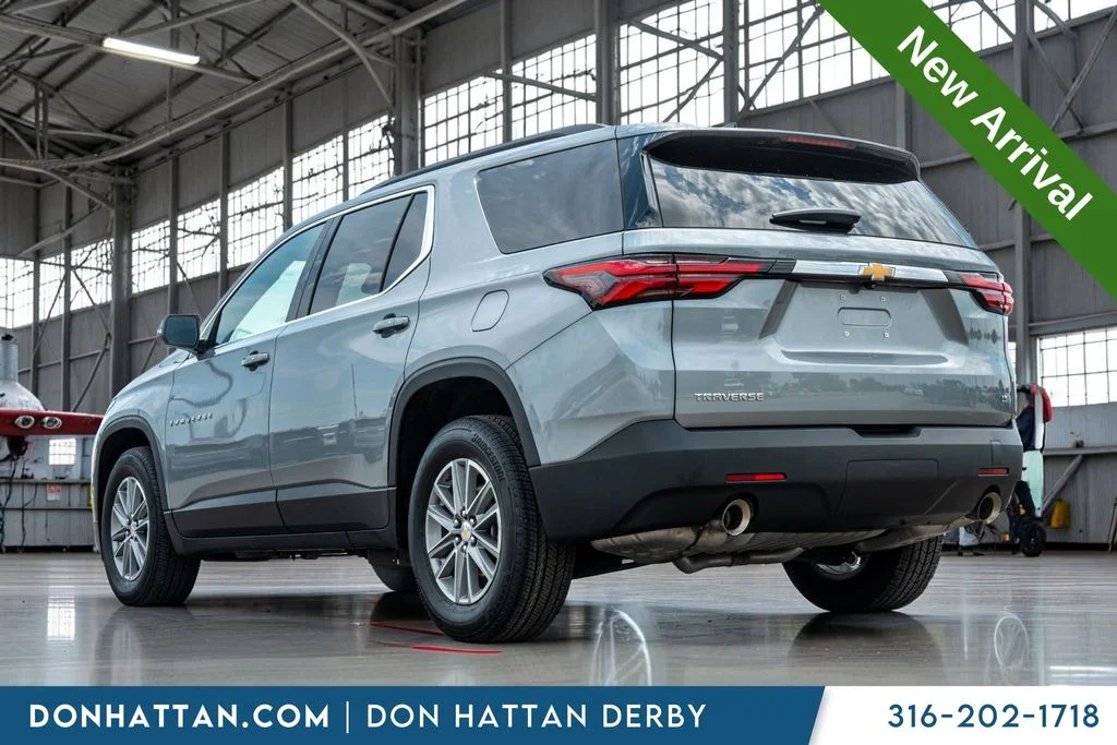 Used 2023 Gray Chevrolet LT image 33