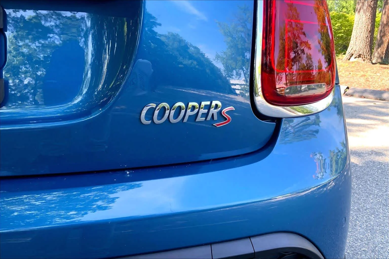 Certified Used 2024 Island Blue Metallic MINI Cooper S image 9