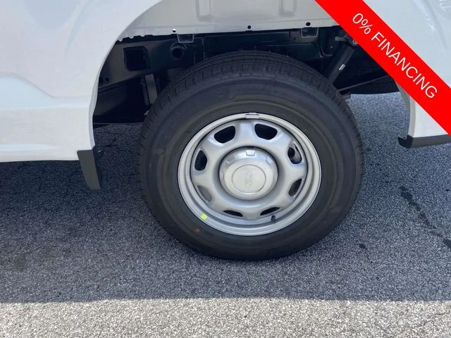 New 2026 Oxford White Ford XL image 7