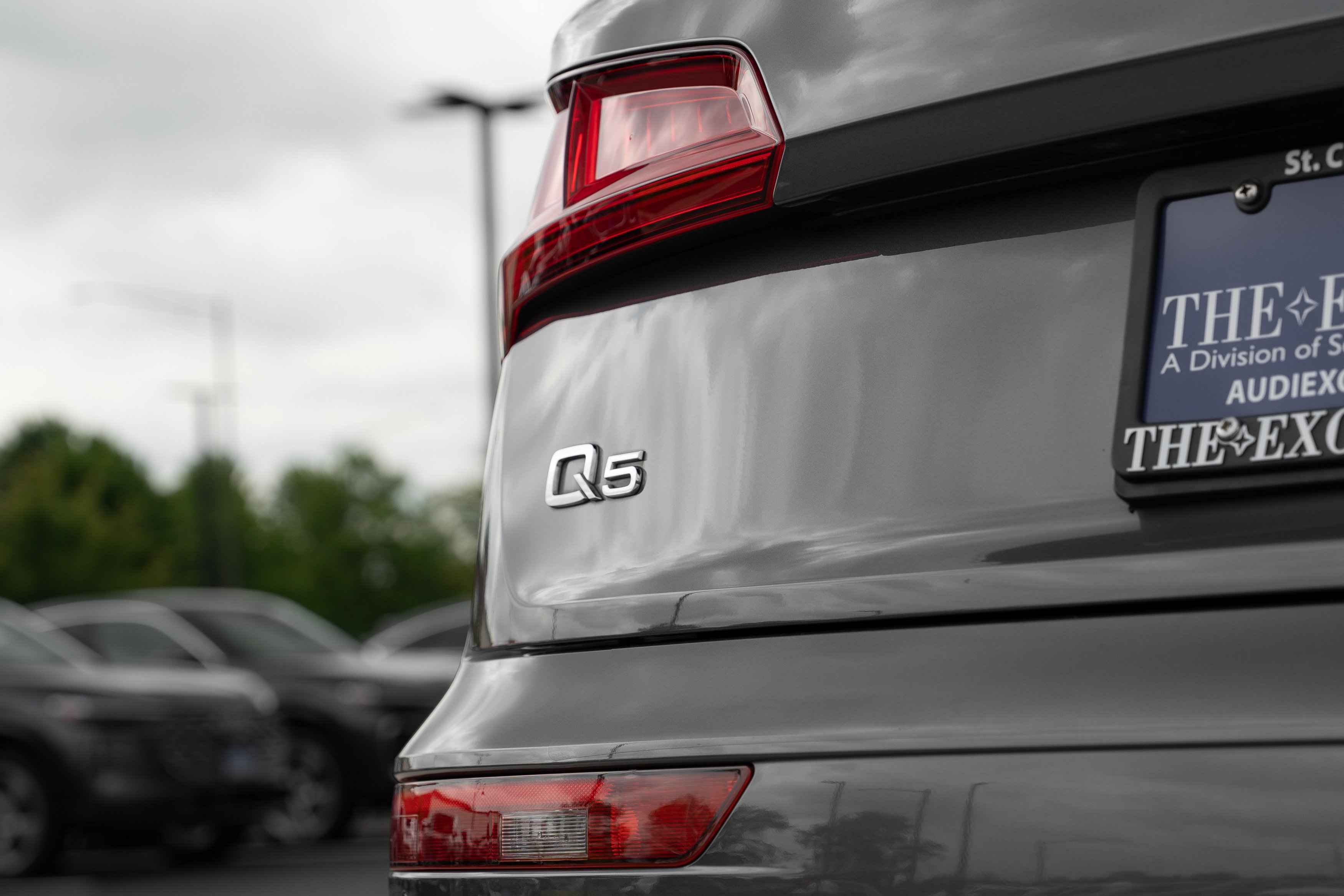 Used 2018 Monsoon Gray Metallic Audi Premium Plus image 29