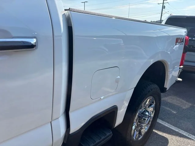 Used 2025 White Ford Lariat image 11