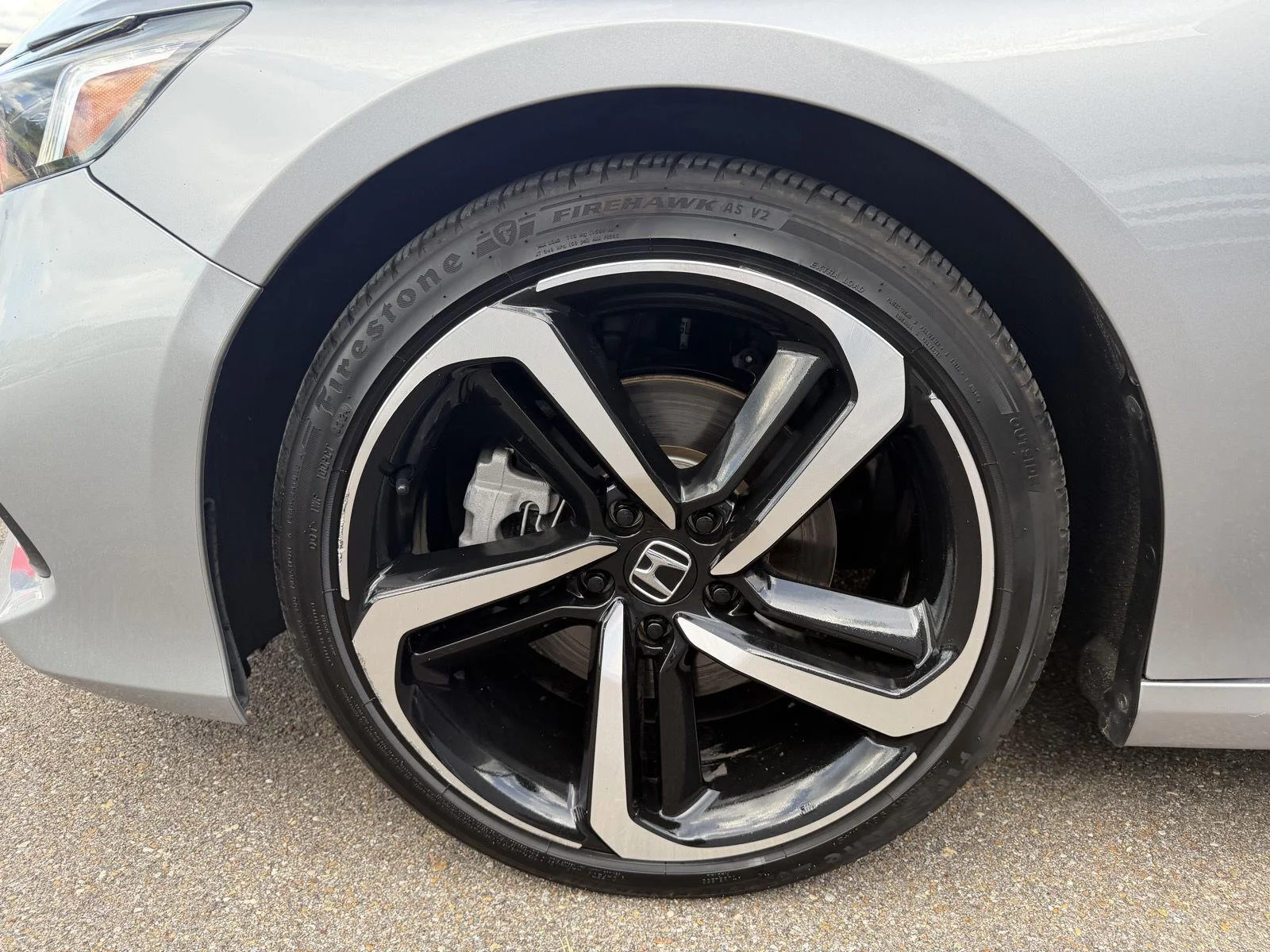 Used 2022 Lunar Silver Metallic Honda Sport Special Edition image 25