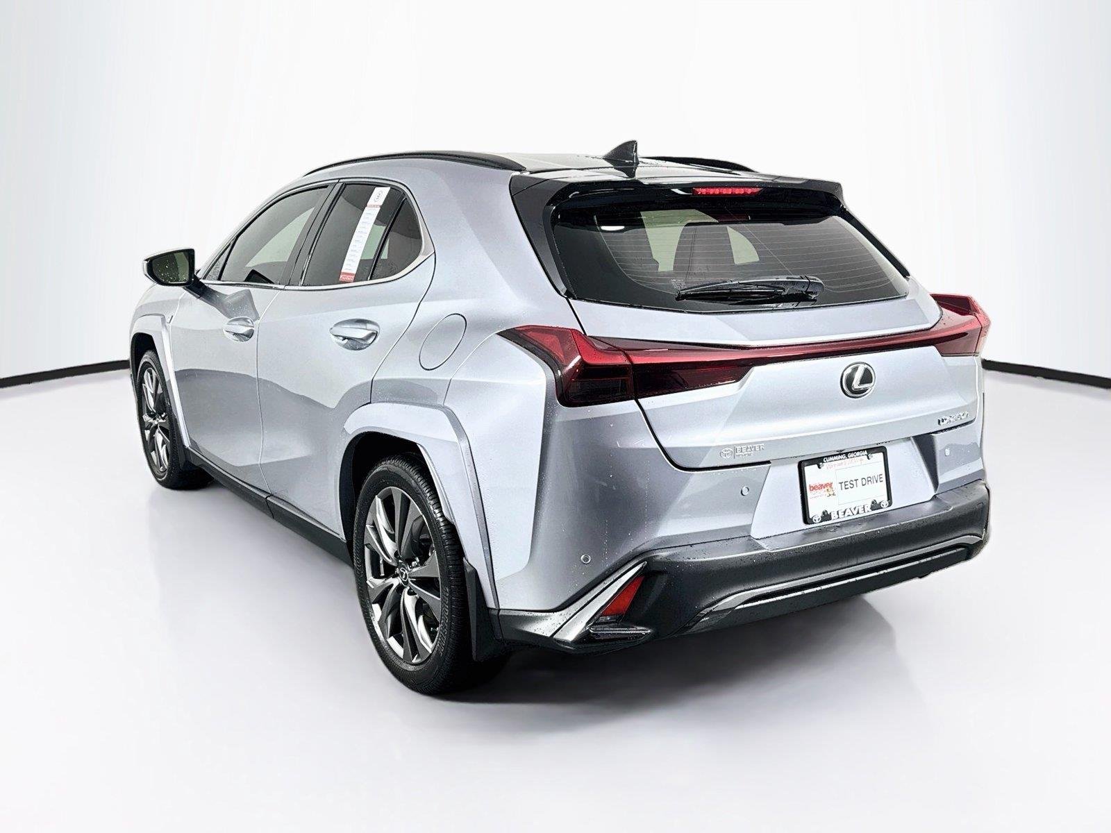 Used 2024 Iridium w/ Obsidian Roof Lexus UX 250h F SPORT Handling image 13