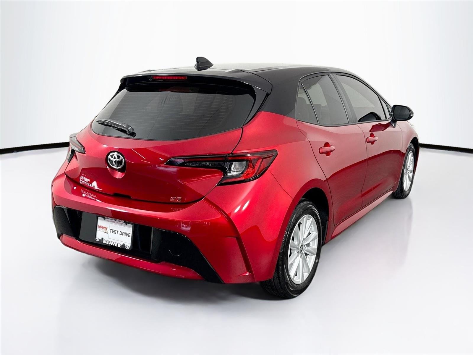 Certified Used 2026 Finish Line Red w/Midnight Black Metallic Roof Toyota SE image 2