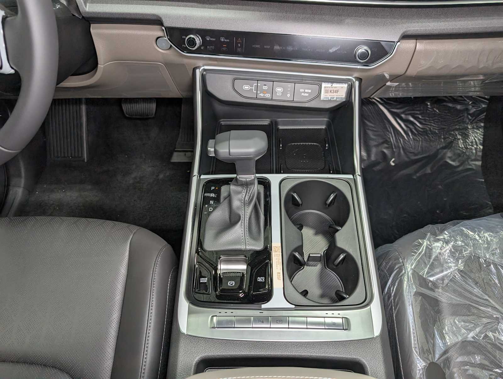 2026 Kia Carnival EX - Photo 14