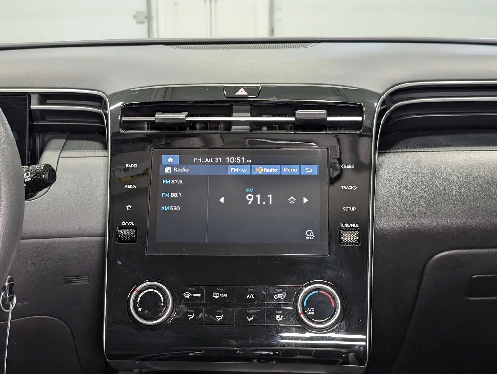 Used 2024 Hampton Gray Hyundai SE image 18