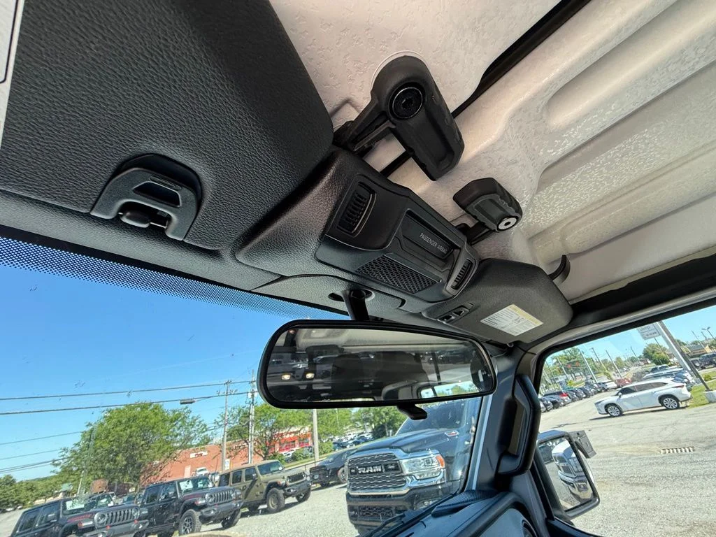 Used 2025 White Jeep Sport image 25