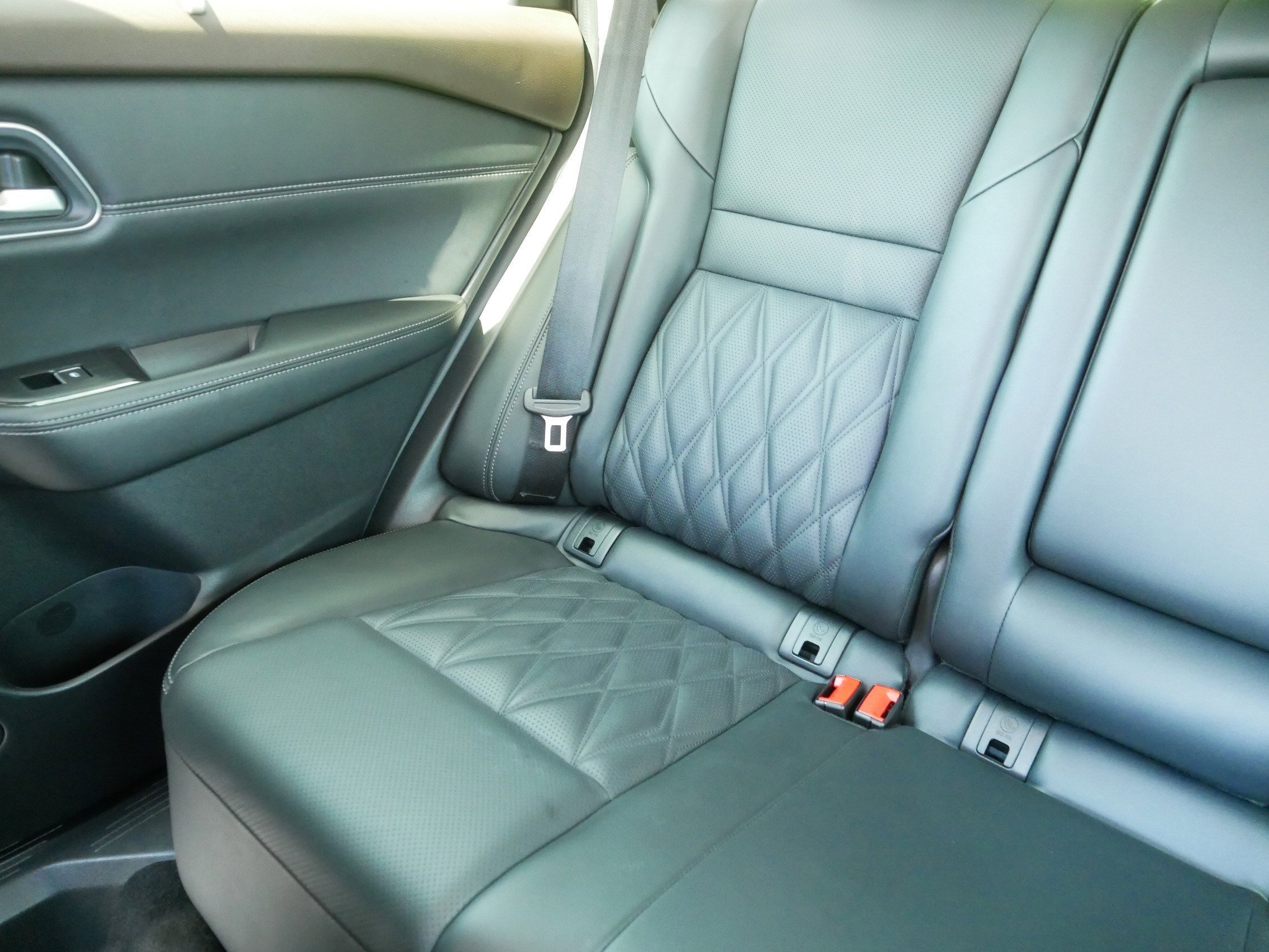 Used 2023 Sunset Drift Chromaflair/Super Black Nissan Platinum image 12