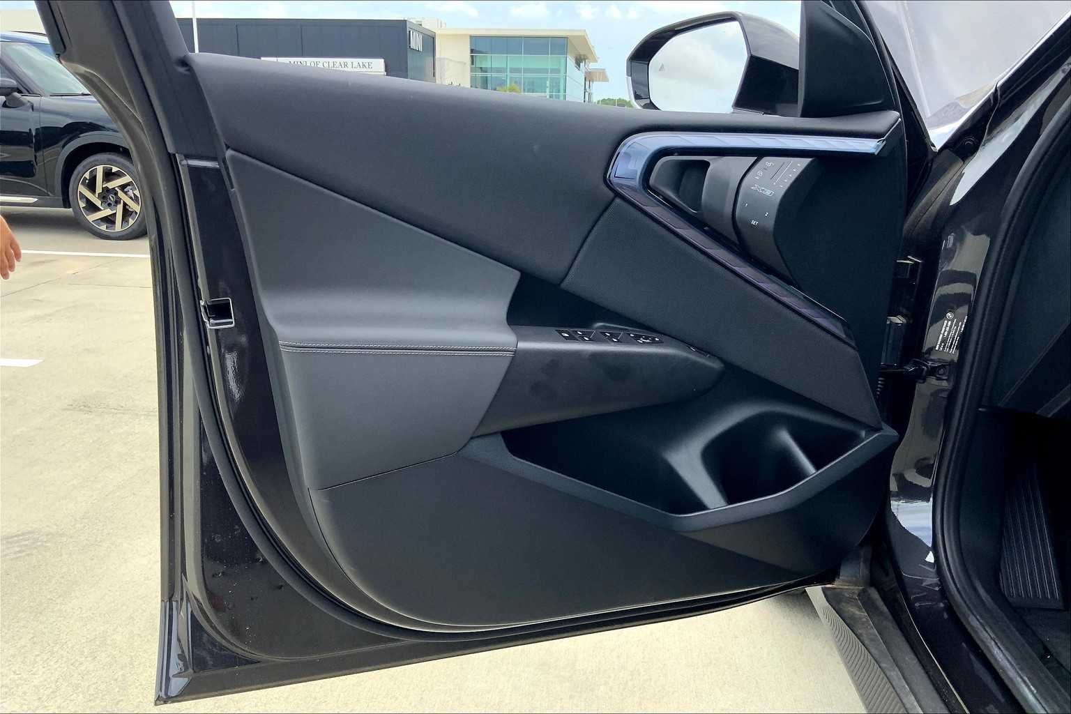 2025 BMW X3 30 - Photo 10