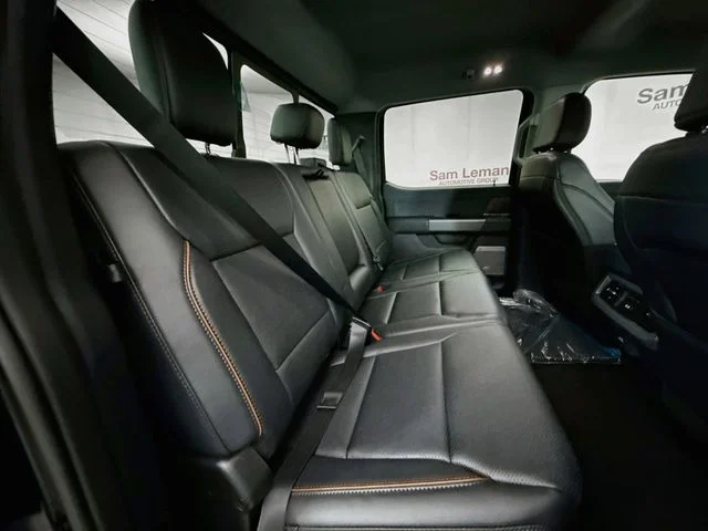 New 2027 Agate Black Metallic Ford F-250® Lariat® image 28