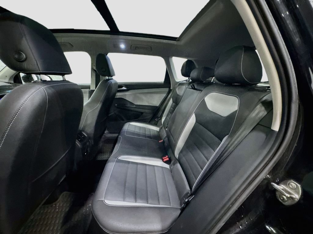 Used 2024  Volkswagen 1.5T SEL image 28