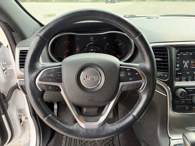Used 2018 White Jeep Limited image 13