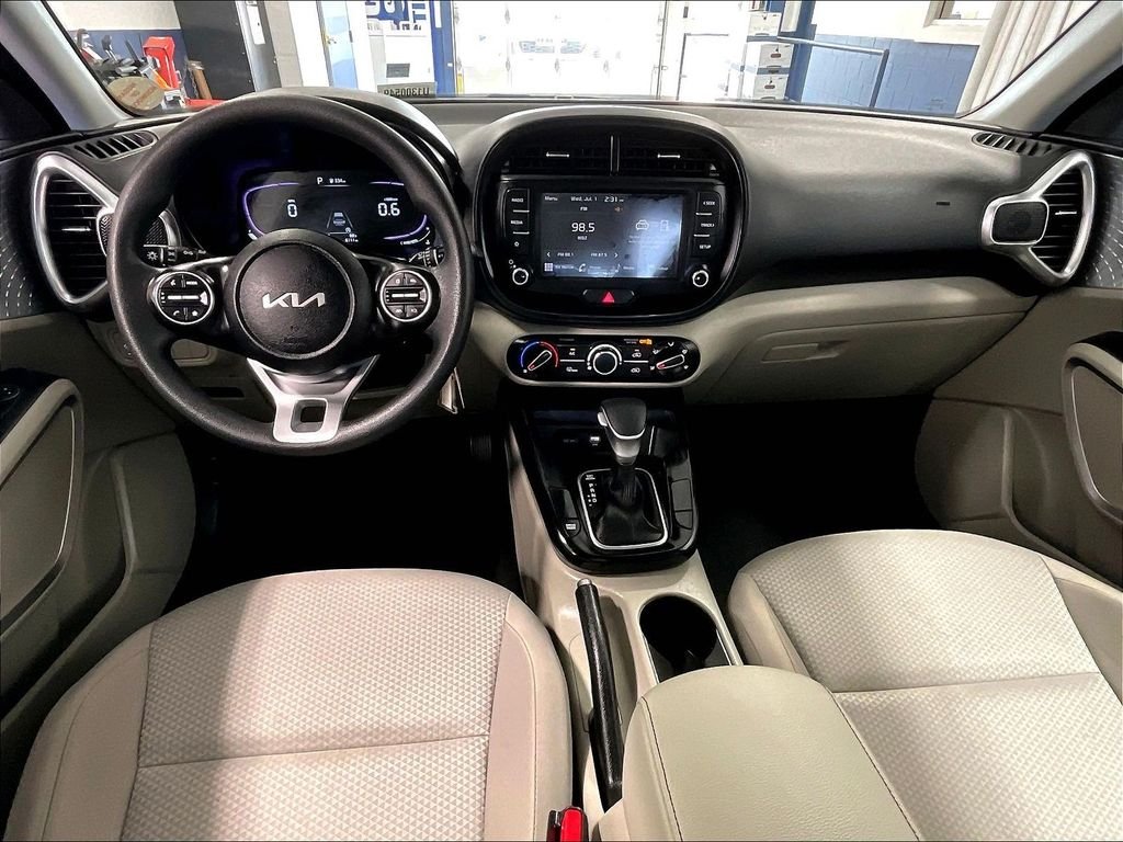 Used 2025 White Kia LX image 22