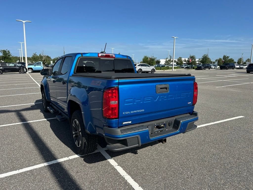 Used 2022 Blue Chevrolet Z71 image 9