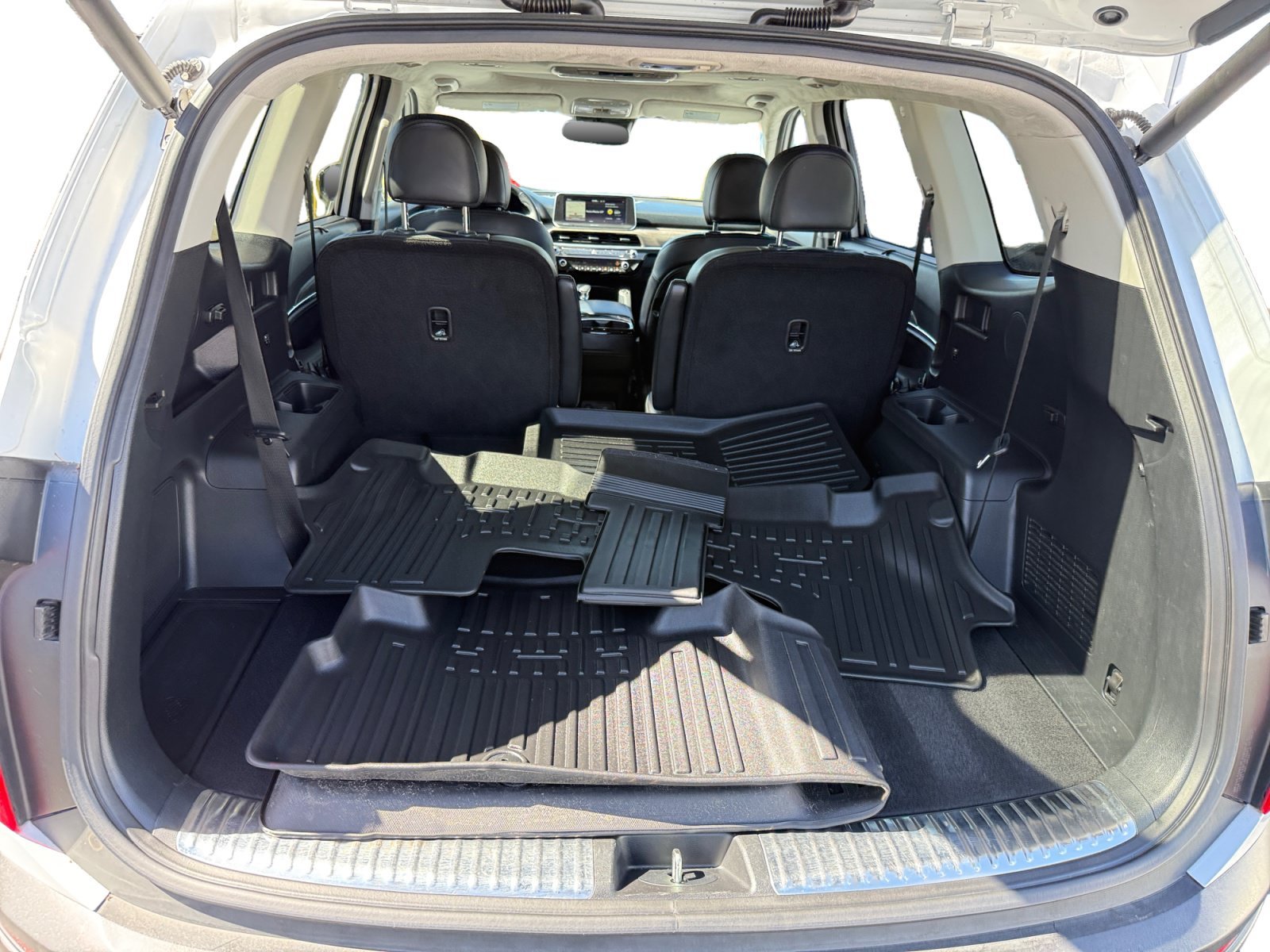 Used 2020 Snow White Pearl Kia SX image 17