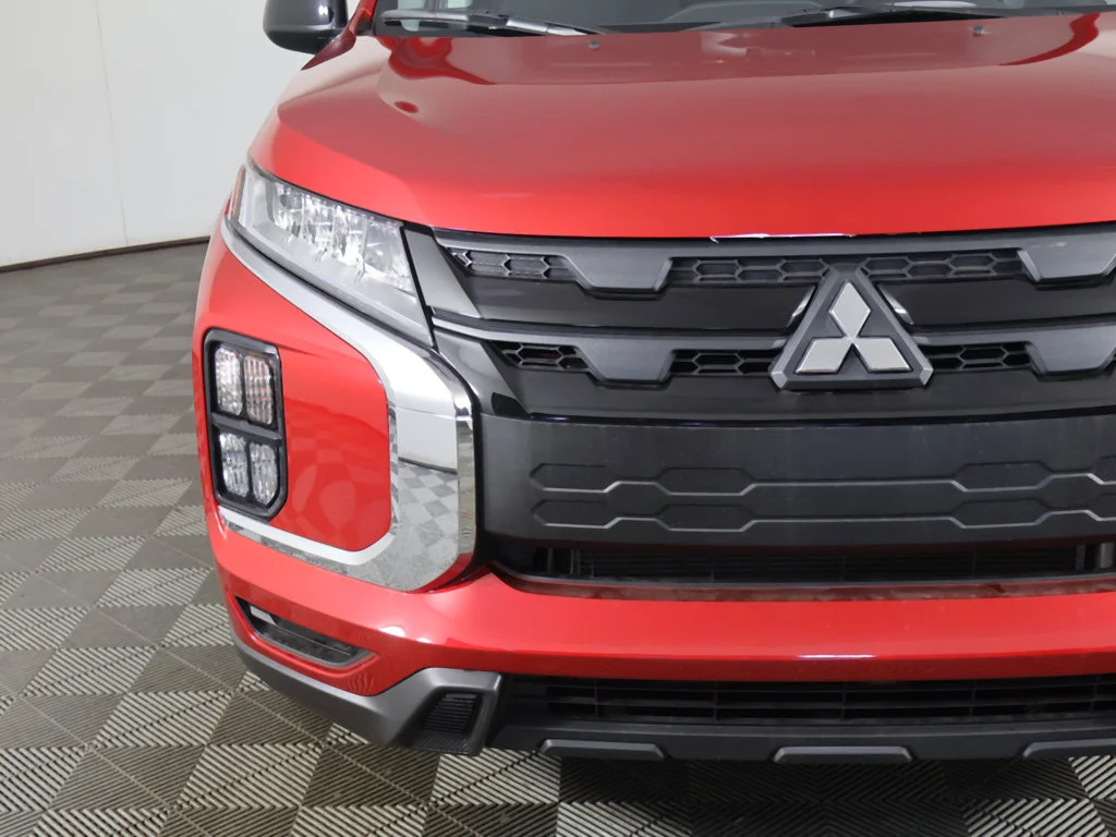 New 2027 Red Mitsubishi 2.0 LE 2WD image 10