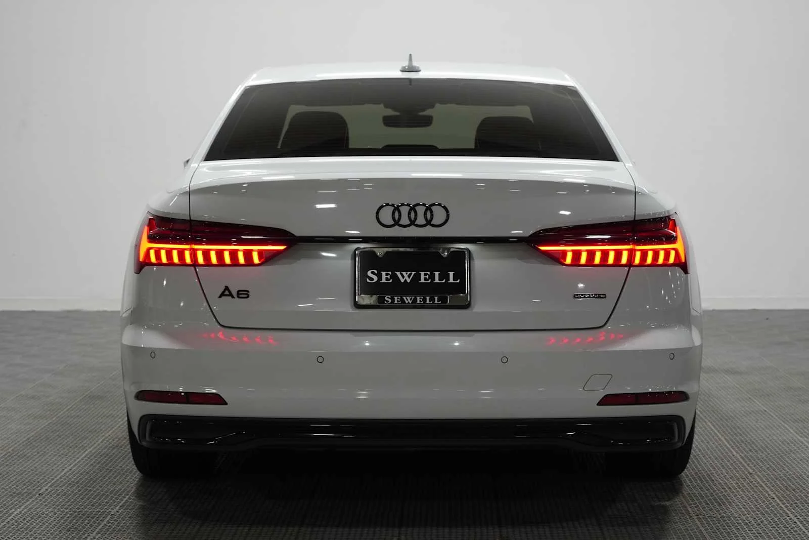 Used 2024 Arkona White Audi Premium image 5