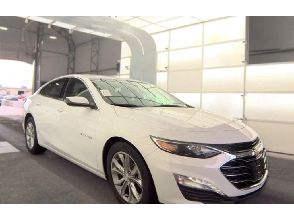 Used 2021 Summit White Chevrolet LT image 2