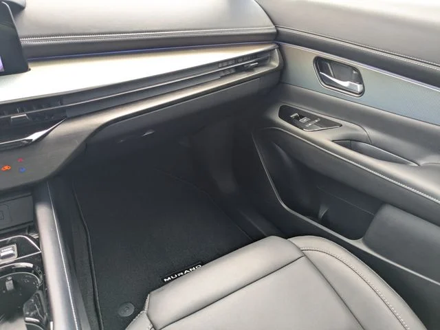 Used 2025 Blue Nissan SL image 14