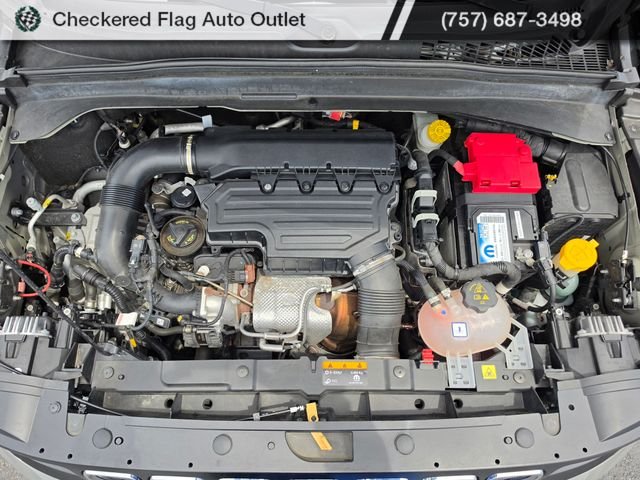 Used 2021 Sting-Gray Clearcoat Jeep Latitude image 15