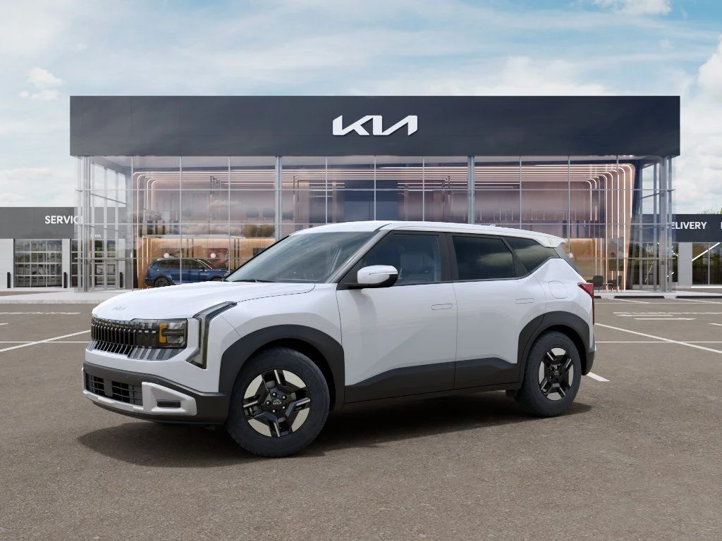New 2027 Snow White Pearl Kia LX image 3