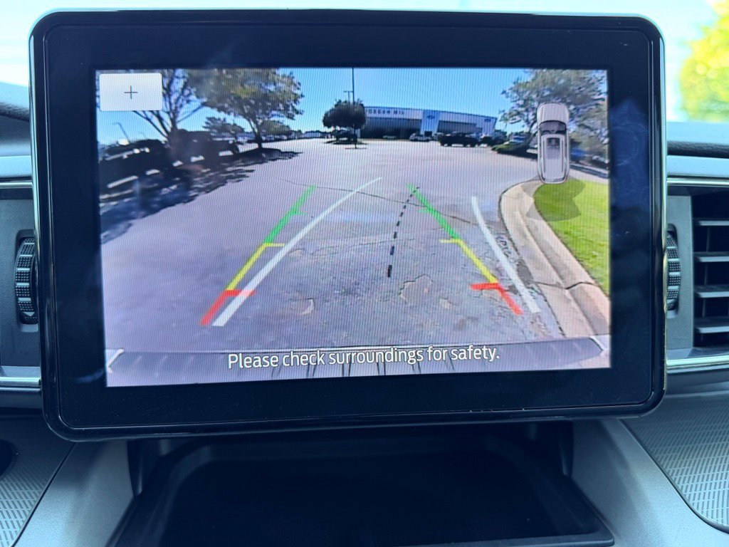 Used 2023 Silver Ford XLT image 35