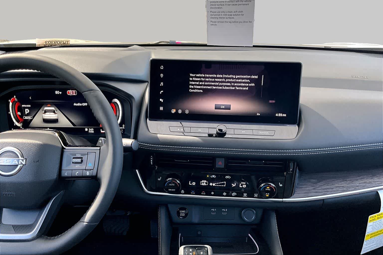 New 2026 Champagne Silver Metallic / Super Black Two-tone Nissan Platinum image 6