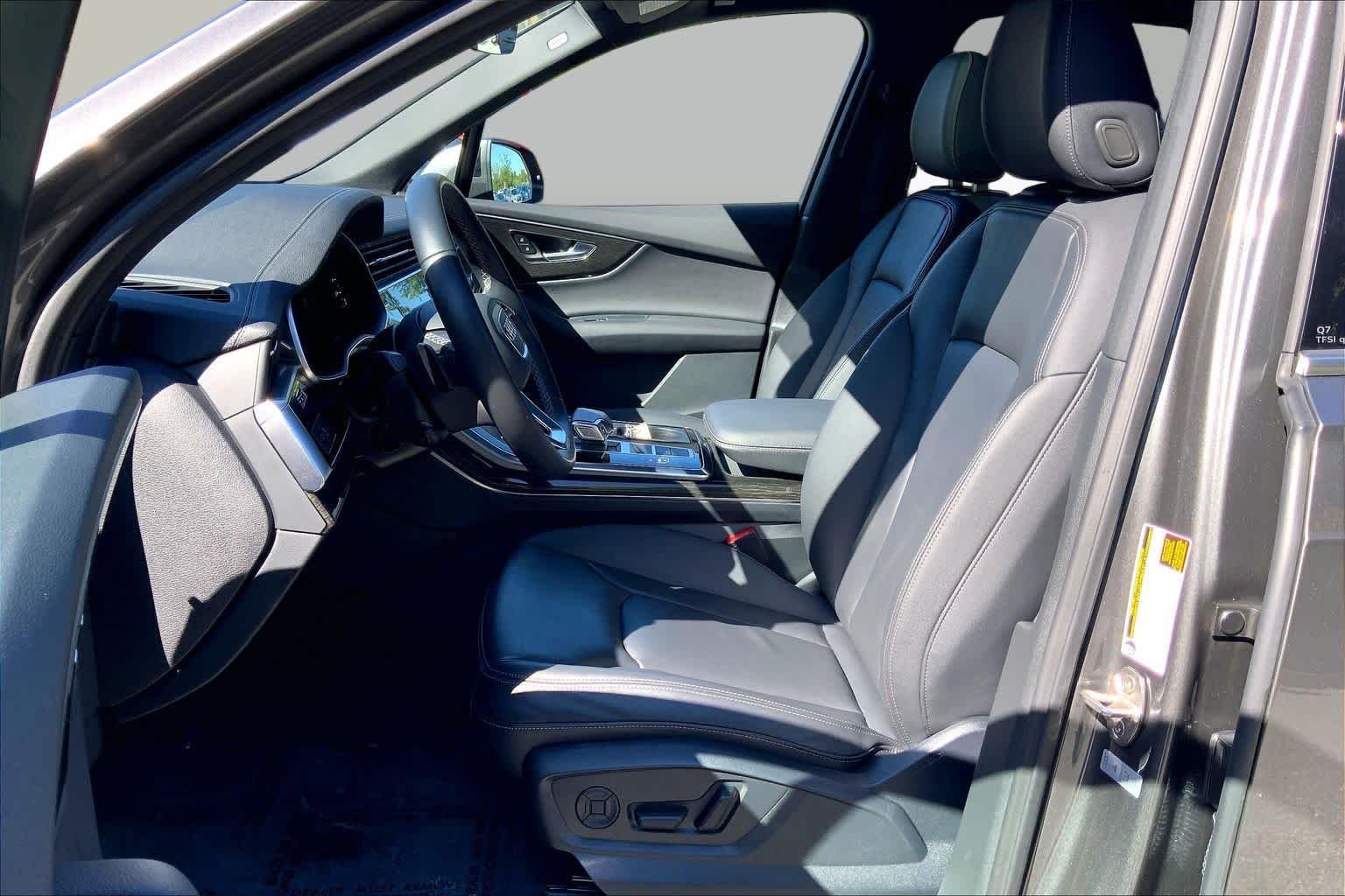 Certified Used 2025 Samurai Gray Metallic Audi Premium image 8