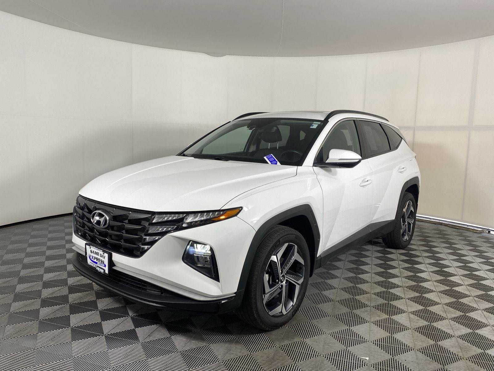 Used 2023 Serenity White Pearl Hyundai SEL image 11
