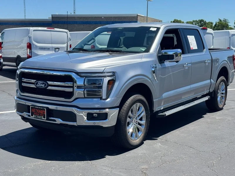 Used 2026 Iconic Silver Metallic Ford LARIAT image 9
