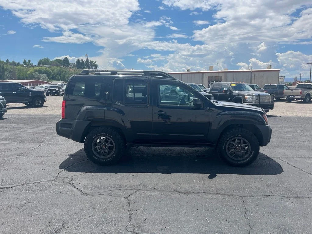 Used 2015 Super Black Nissan X image 10