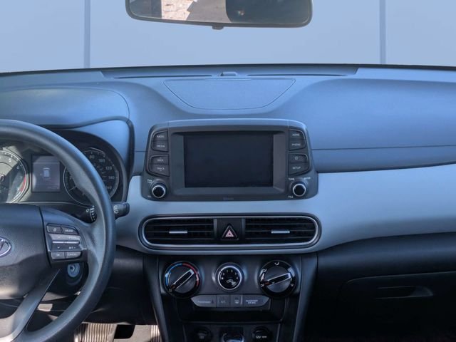 Used 2021 Gray Hyundai SE image 17