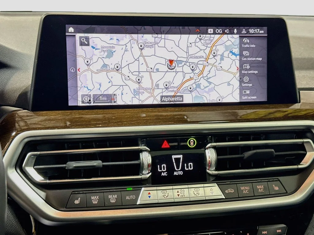 Used 2024 Gray BMW sDrive30i image 10