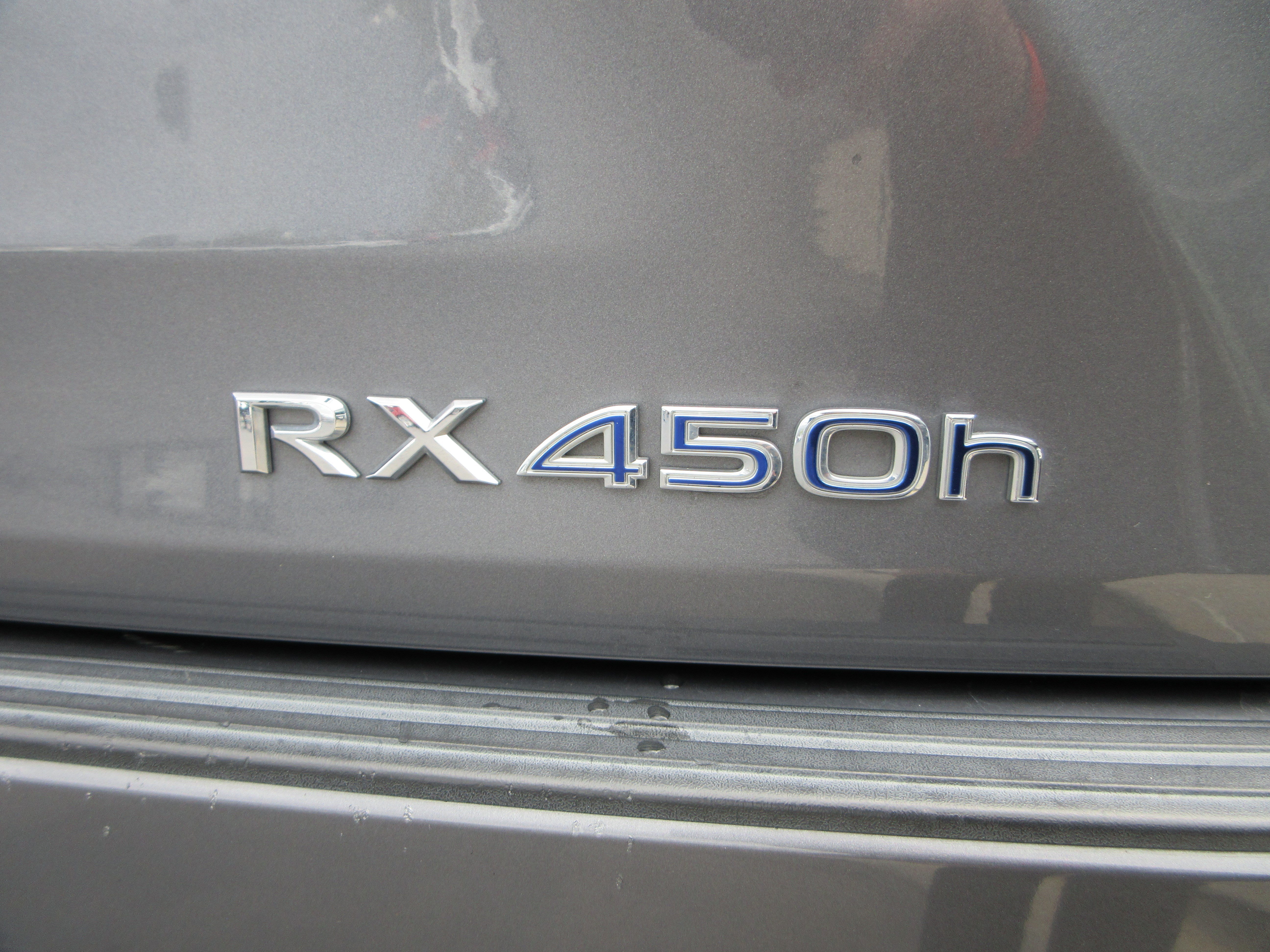Used 2016 Nebula Gray Pearl Lexus 450h image 8