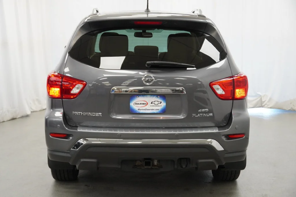 Used 2017 Gun Metallic Nissan Platinum image 15