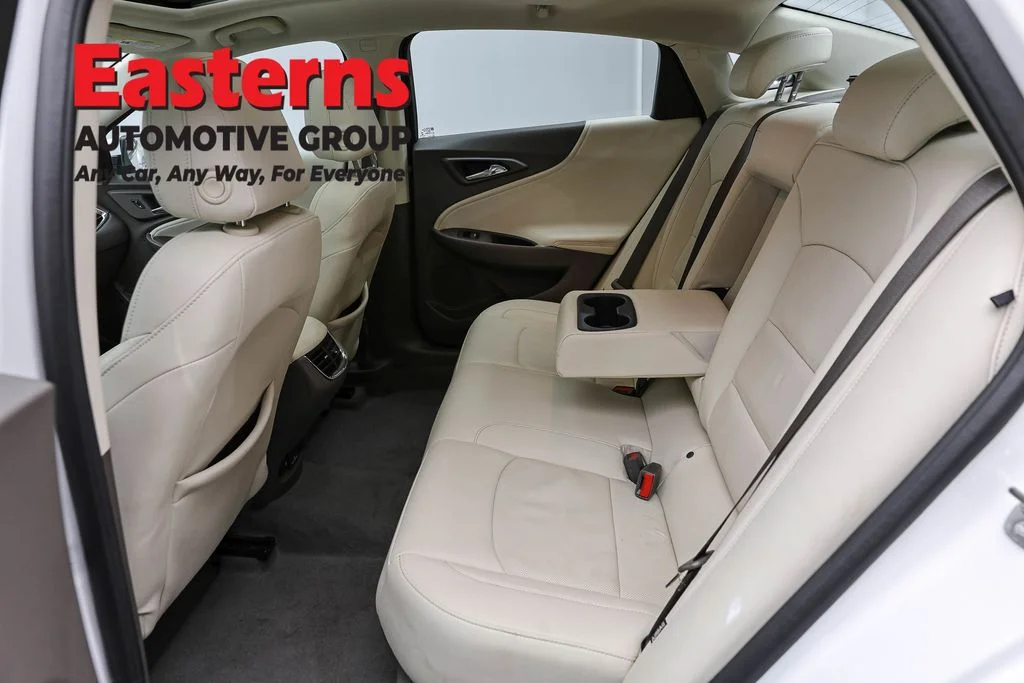 Used 2024 White Chevrolet LT image 23