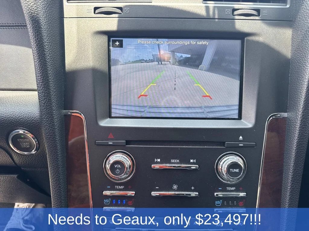 Used 2017 White Lincoln Select image 51