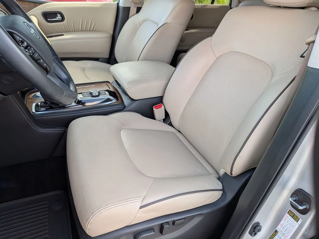 Used 2024 Silver Nissan SL image 35