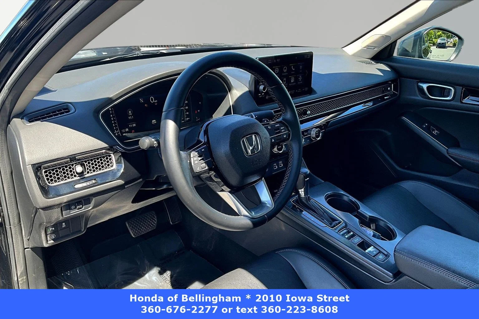 Used 2023 Black Honda Touring image 14