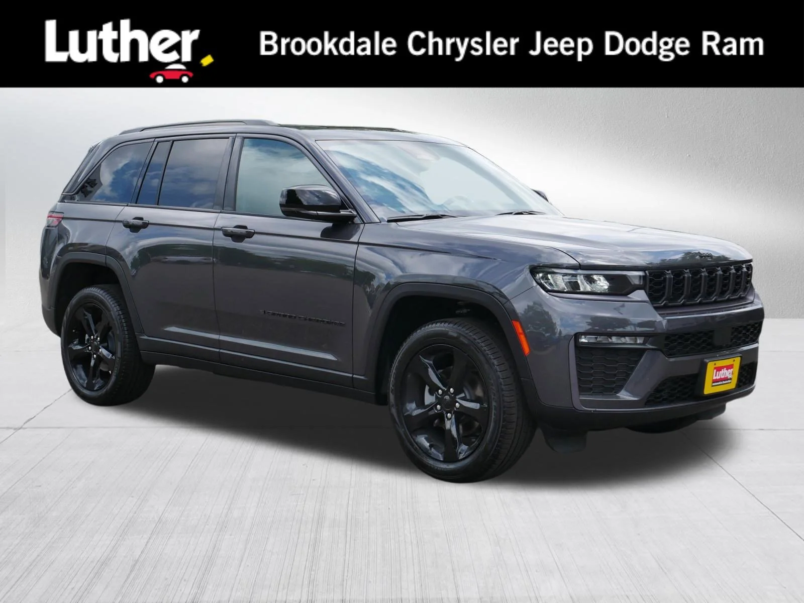 New 2026 Baltic Gray Metallic Clear-Coat Exterior Paint Jeep Limited image 1